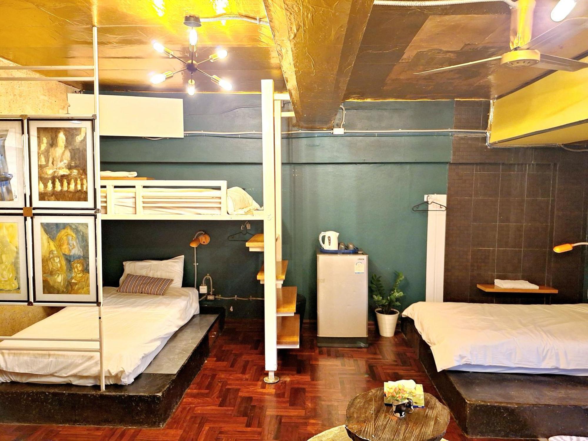 Auberge de jeunesse Ddm House à Bangkok Extérieur photo