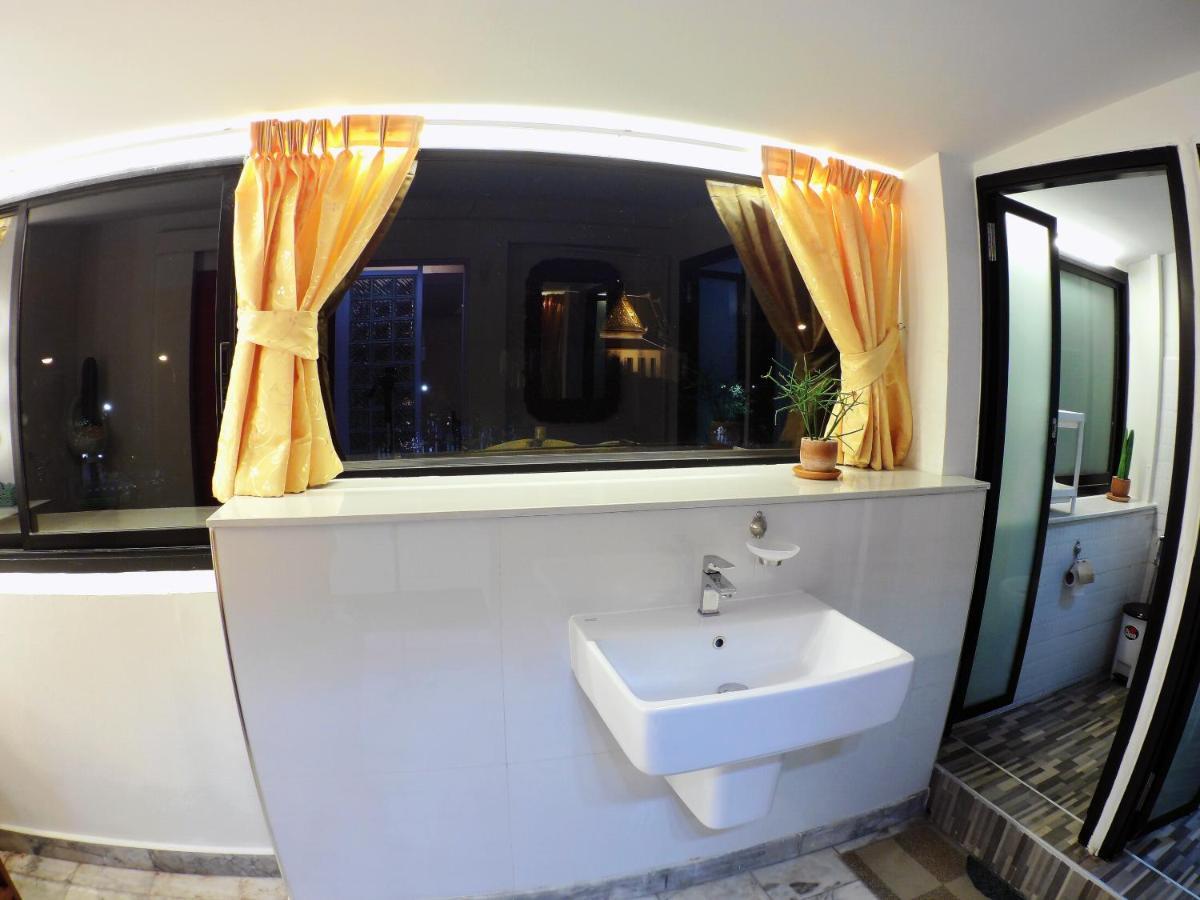 Auberge de jeunesse Ddm House à Bangkok Extérieur photo